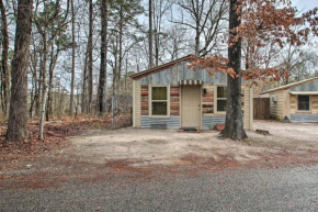 Cozy Hot Springs Studio with Boat Ramp Access!